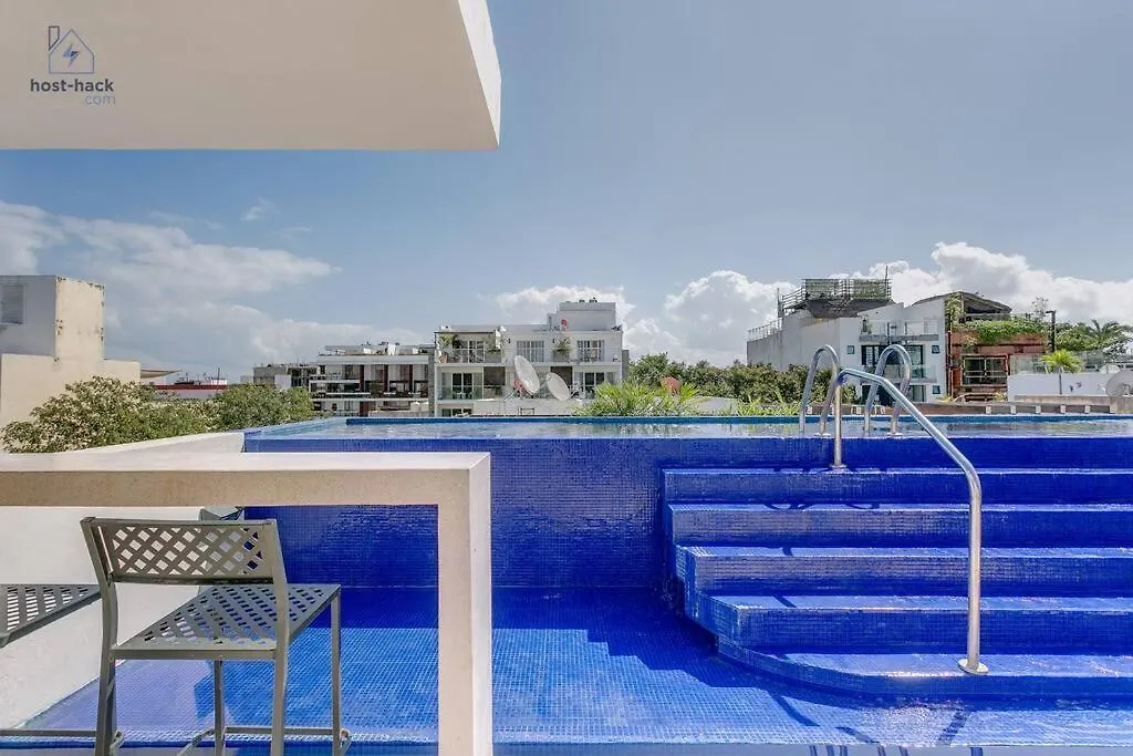 Danzamar 4, 5 Blocks Away From Playa Pelicanos Playa del Carmen Apartmán